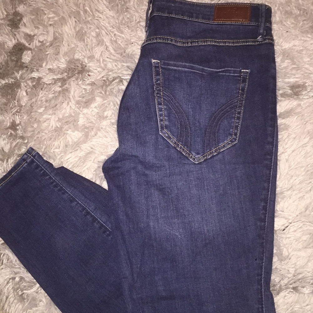 NWOT hollister jeans.